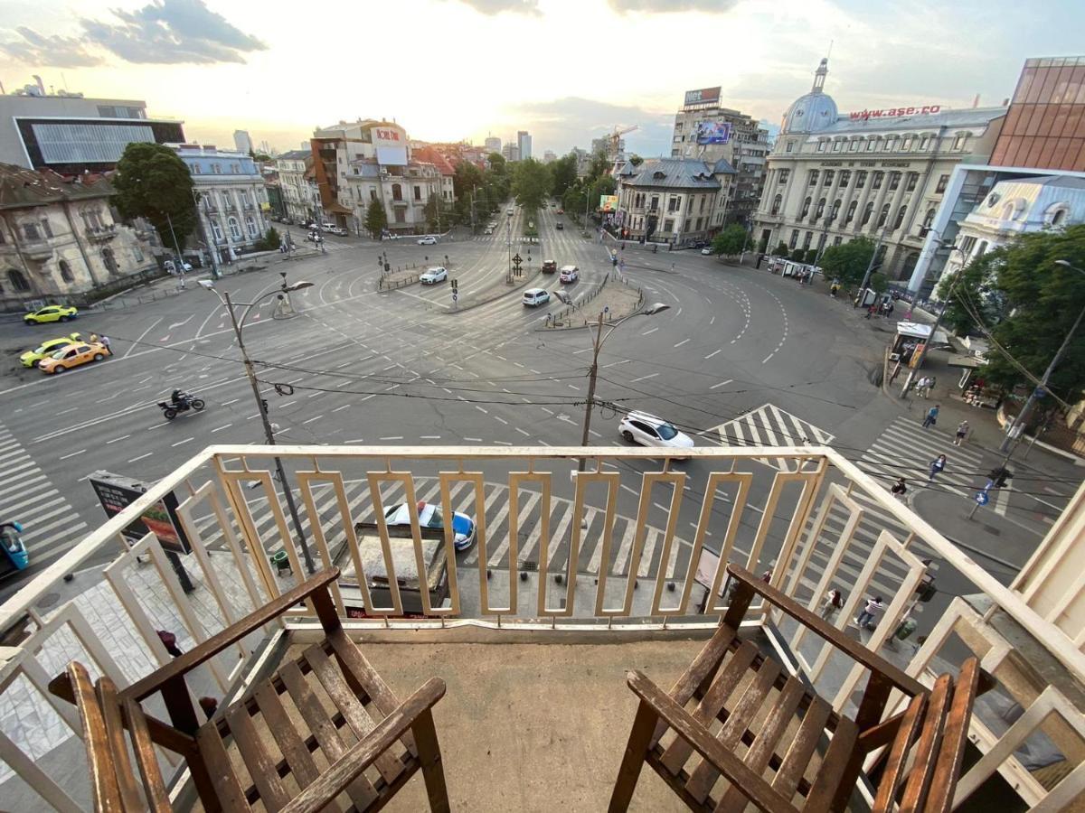 2 Bedroom Apartment With Amazing View In City Center Boekarest Buitenkant foto